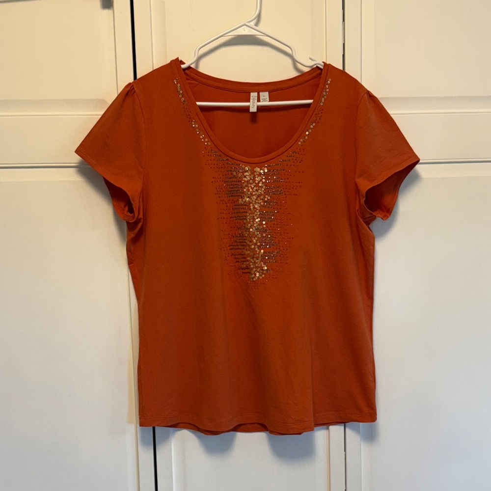 Relativity Burnt Orange Sequin Short Sleeve Top